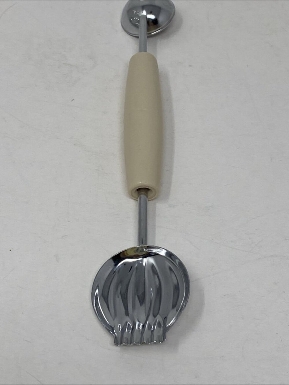Vintage EKCO USA Melon Baller Scooper Beige Handle Double Heads Kitchen Utensil
